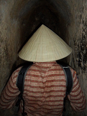 hat-in-tunnel