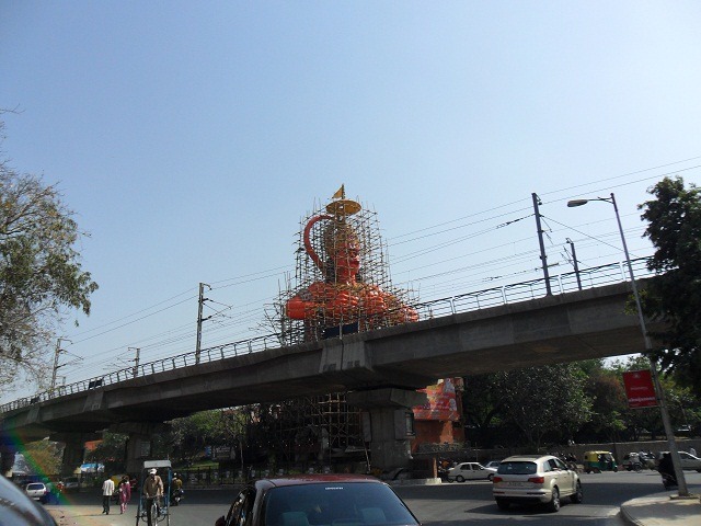 hanuman-statue