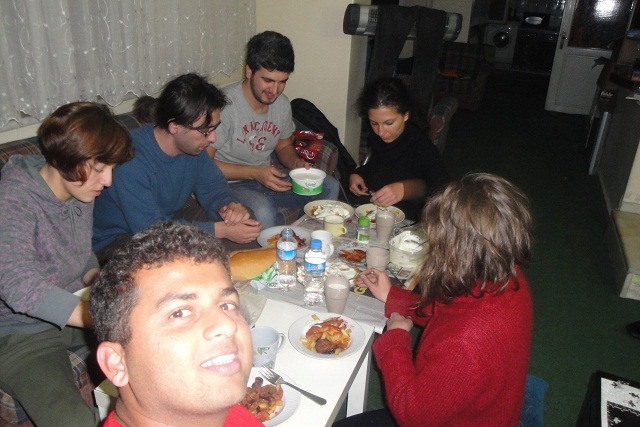 dinner-with-burcu-and-her-flatmates