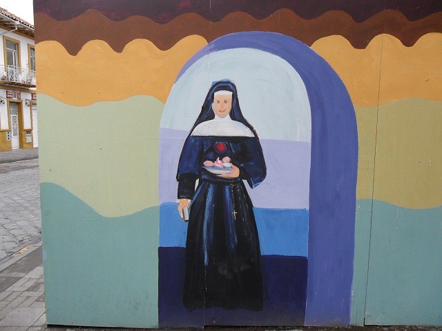smiling-nun