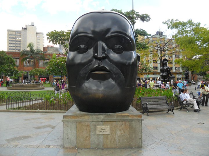 one-of-boteros-sculptures