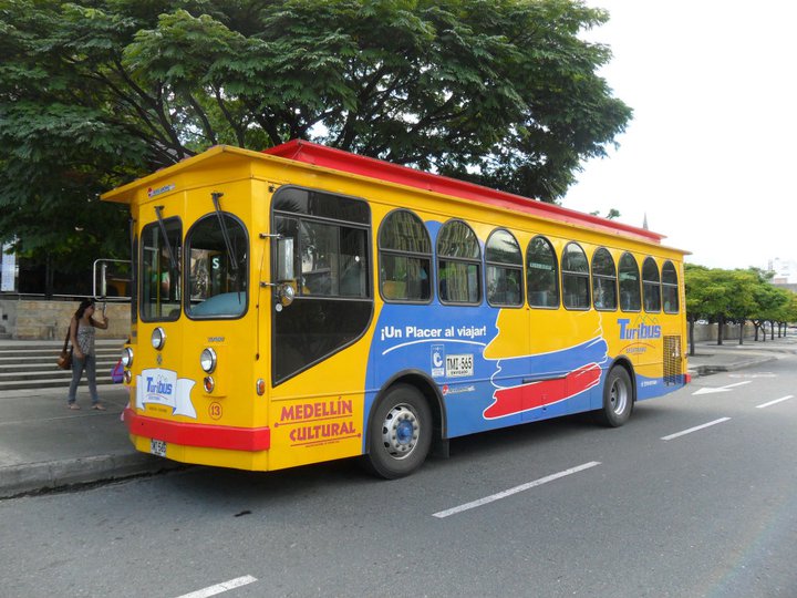 the-colourful-turibus